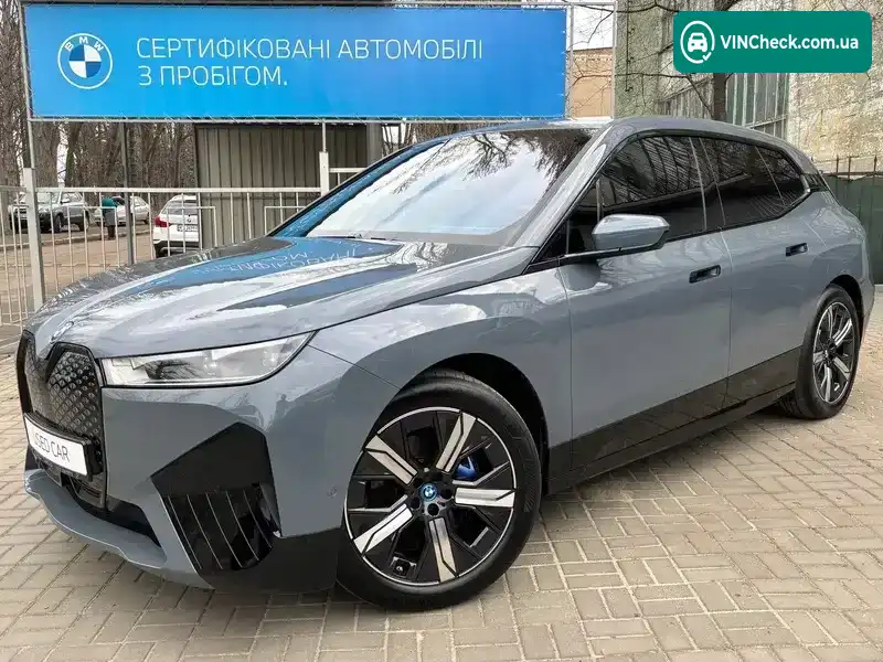 BMW iX 2023, фото з оголошення 1 з 21, VIN WBY11CF090CM86556