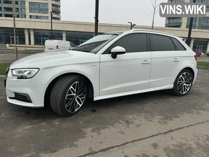 Audi A3 2017, фото з оголошення 1 з 21, VIN WAUTPBFFXJA074633
