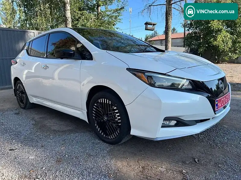 Nissan Leaf 2023, фото з оголошення 1 з 20, VIN 1N4CZ1CV8PC558399