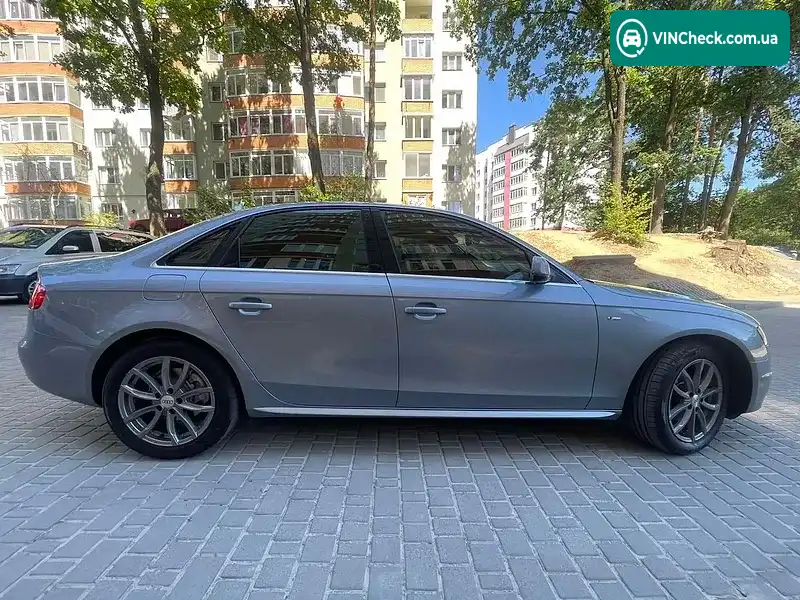 Audi A4 2011, фото з оголошення 2 з 20, VIN WAUKFAFL8BN046581