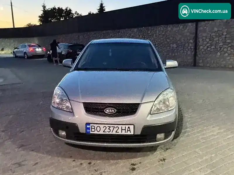 Kia Rio 2006, фото з оголошення 1 з 6, VIN KNEDE244266129679