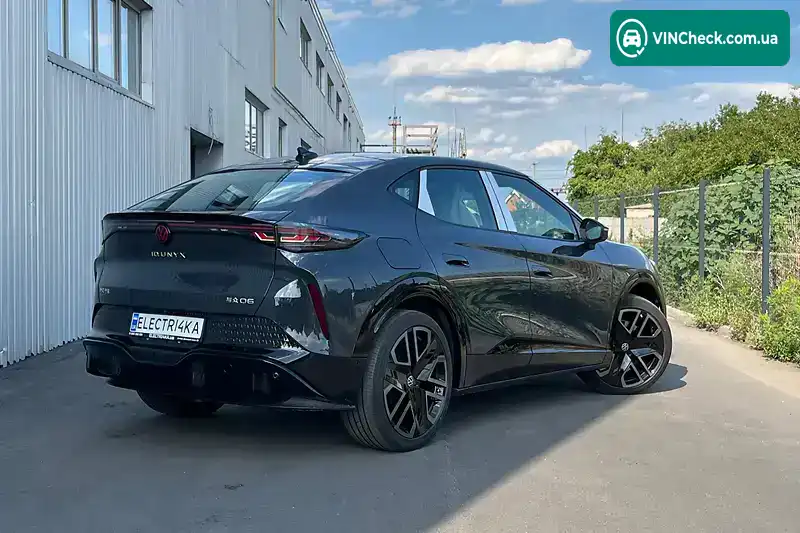 Volkswagen ID. UNYX 2025, фото з оголошення 2 з 10, VIN HVWKA0ER7S1203983