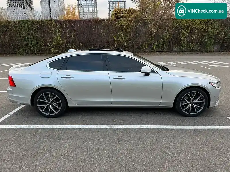 Volvo S90 2017, фото з оголошення 2 з 14, VIN LVY982AK3JP007943