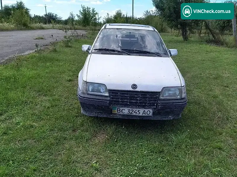 Opel Kadett 1987, фото з оголошення 1 з 9, VIN W0L000049H2523041