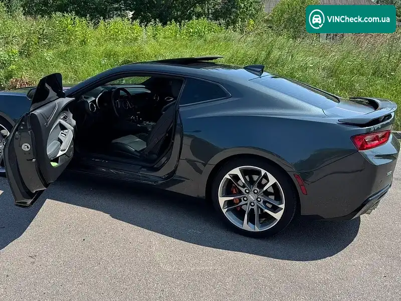 Chevrolet Camaro 2018, фото з оголошення 2 з 12, VIN 1G1F91R71H0131576