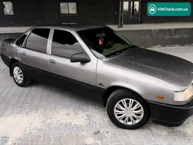 Opel Vectra 1989, фото з оголошення 1 з 21, VIN W0L000087K5072039