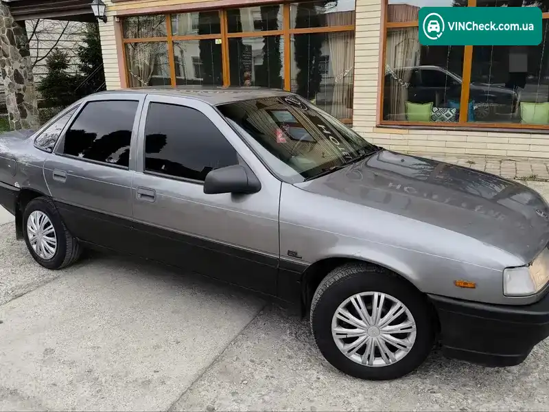 Opel Vectra 1989, фото з оголошення 2 з 21, VIN W0L000087K5072039