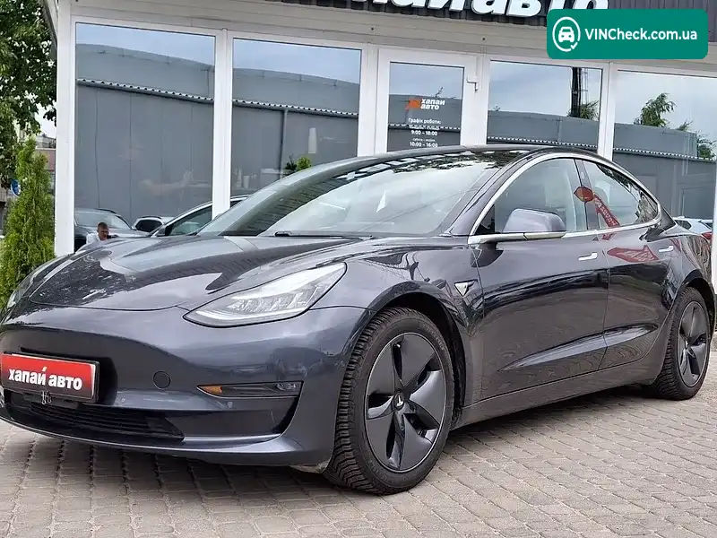 Tesla Model 3 2018, фото з оголошення 1 з 20, VIN 5YJ3E1EB2JF181345