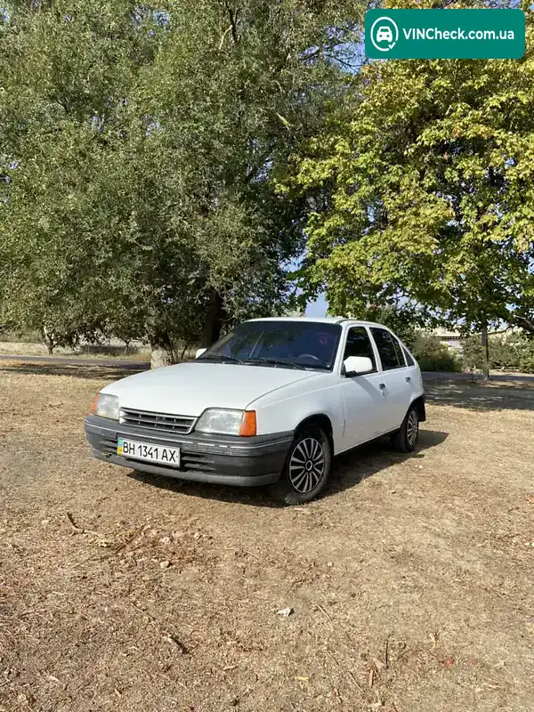 Opel Kadett 1988, фото з оголошення 1 з 11, VIN W0L000034J2803101