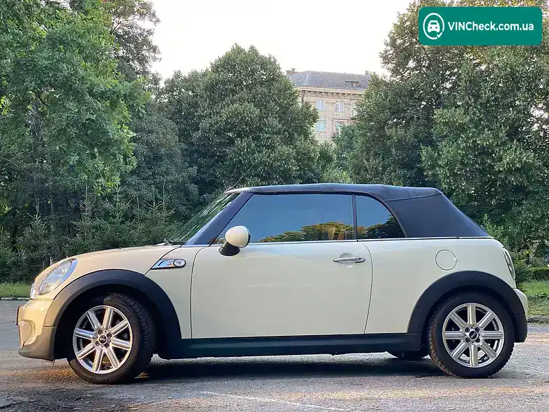 MINI Hatch 2010, фото з оголошення 2 з 19, VIN WMWZP31080TY48951