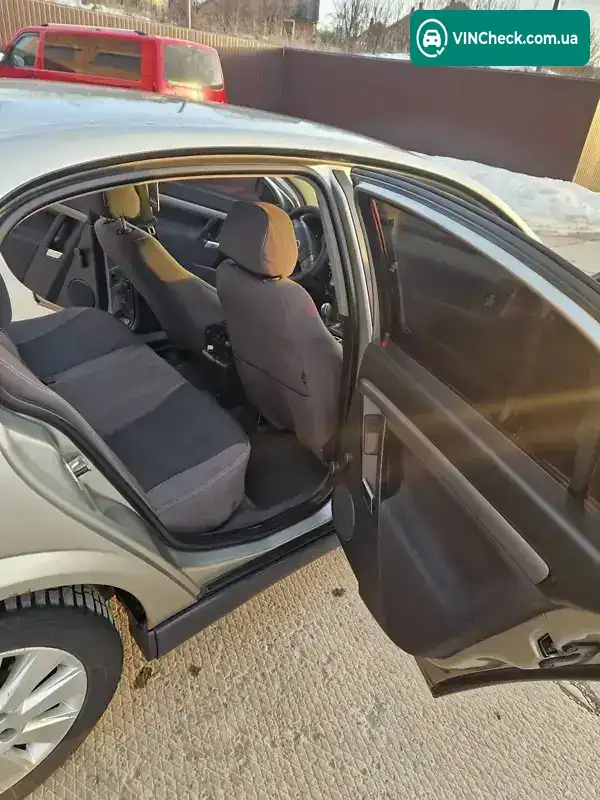 Opel Vectra 2004, фото з оголошення 1 з 8, VIN W0L0ZCF6941153136