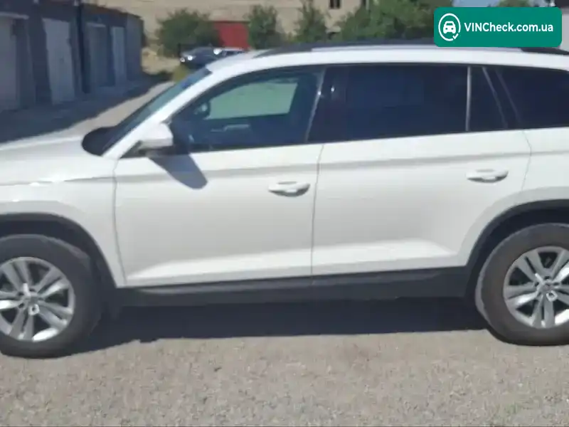 Skoda Kodiaq 2018, фото з оголошення 2 з 12, VIN TMBLJ9NS1JB400552
