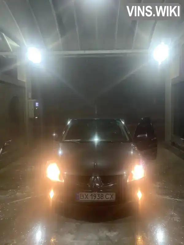Mitsubishi Lancer 2003, фото з оголошення 2 з 9, VIN JMBSRCS3A4U002002