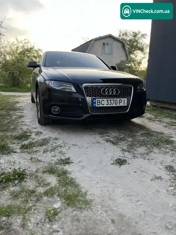 Audi A4 2011, фото з оголошення 2 з 12, VIN WAUAFAFL3CN000962