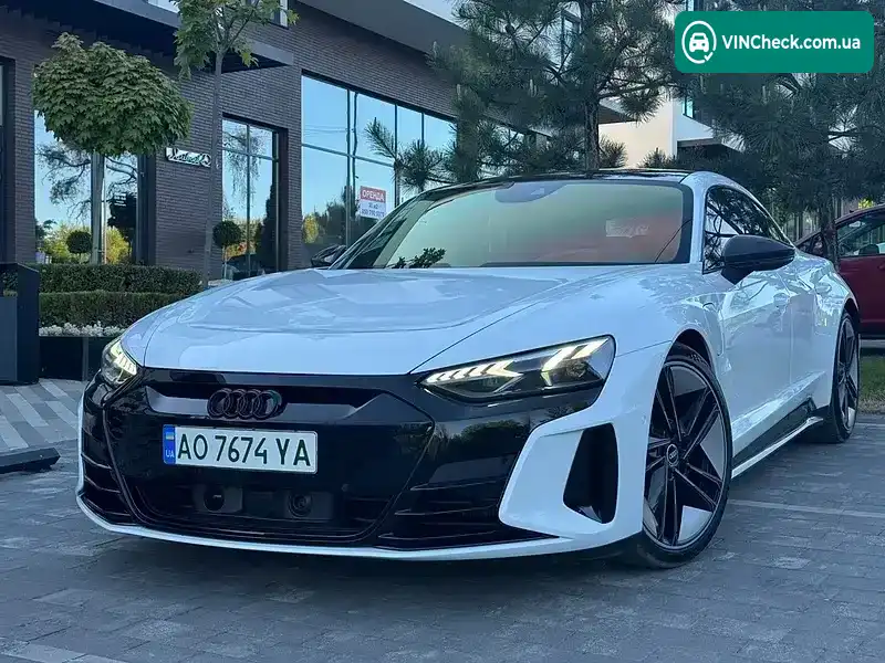 Audi RS e-tron GT 2021, фото з оголошення 1 з 21, VIN WAUZZZFW6N7900104