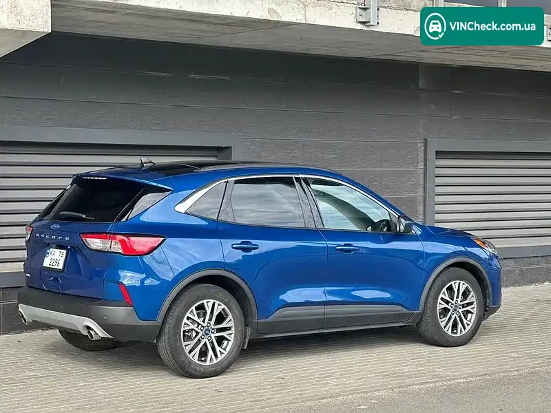Ford Escape 2022, фото з оголошення 2 з 20, VIN 1FMCU0H6XNUB56276