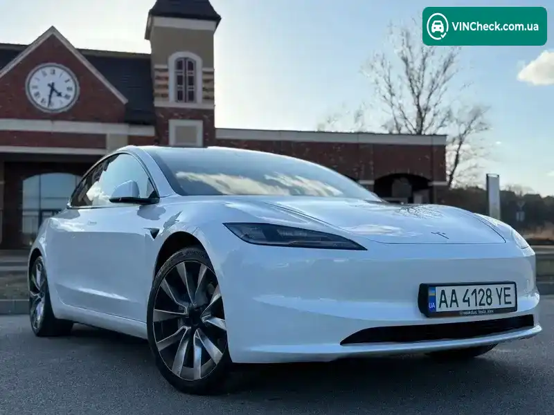 Tesla Model 3 2024, фото з оголошення 2 з 21, VIN LRW3E7EK9RC990219