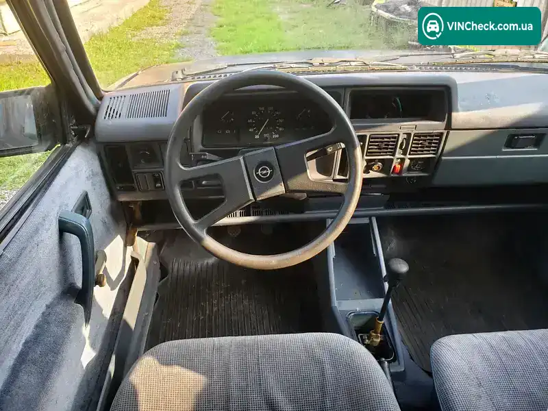 Opel Corsa 1988, фото з оголошення 2 з 20, VIN VSX000099J4268998
