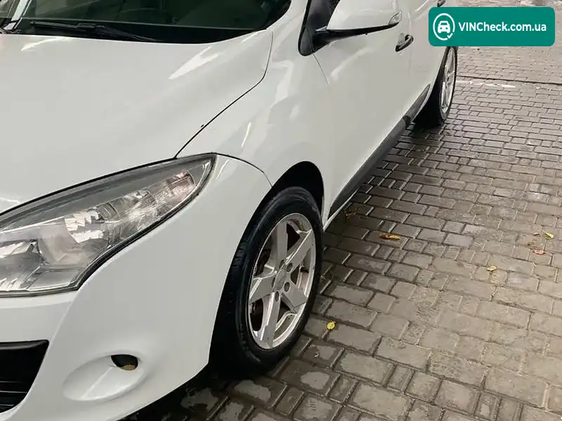 Renault Megane 2010, фото з оголошення 2 з 16, VIN VF1BZ0A0543844928