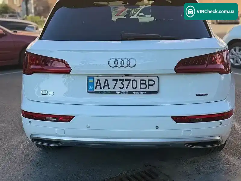 Audi Q5 2019, фото з оголошення 2 з 13, VIN WA1ANAFY3K2067105