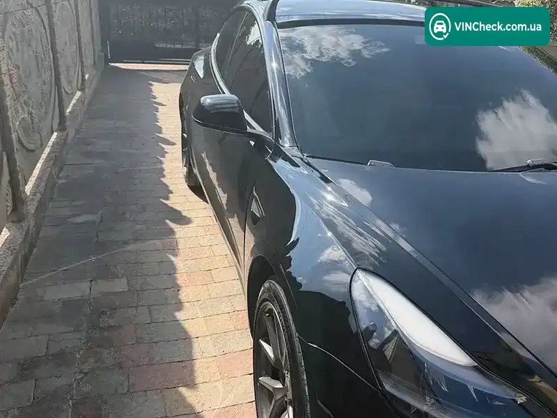 Tesla Model 3 2021, фото з оголошення 2 з 14, VIN 5YJ3E1EB6MF052044