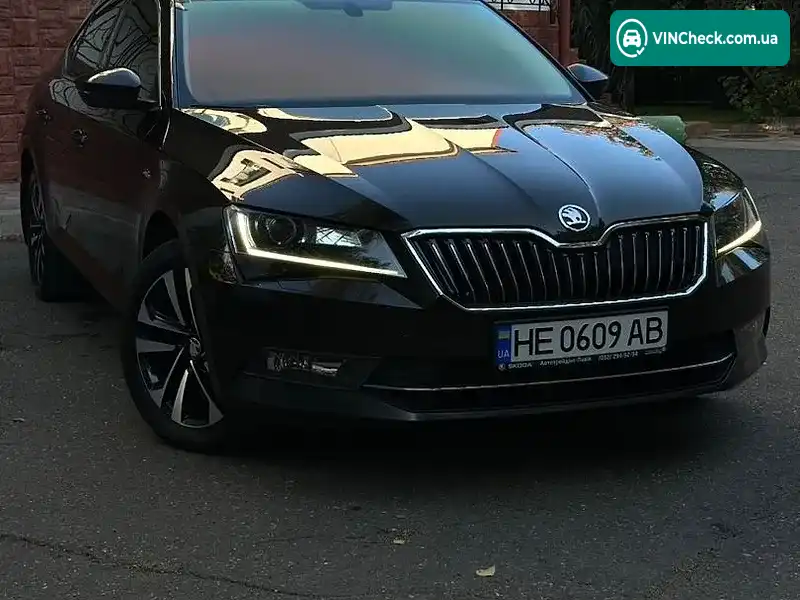 Skoda Superb 2017, фото з оголошення 1 з 20, VIN TMBAJ8NP8JB300171