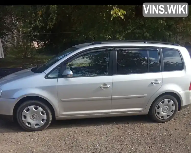 Volkswagen Touran 2004, фото з оголошення 2 з 12, VIN WVGZZZ1TZ5W082276