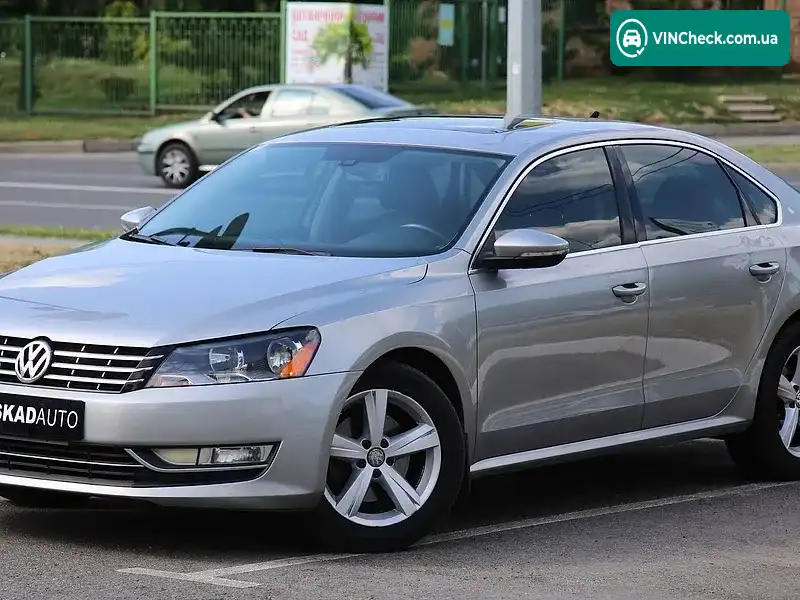 Volkswagen Passat 2011, фото з оголошення 1 з 19, VIN 1VWBN7A38CC005748