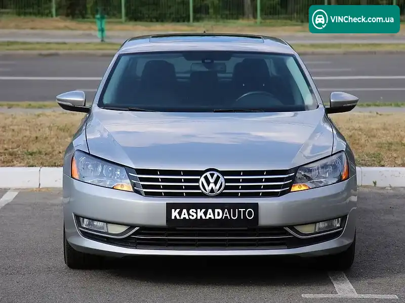 Volkswagen Passat 2011, фото з оголошення 2 з 19, VIN 1VWBN7A38CC005748