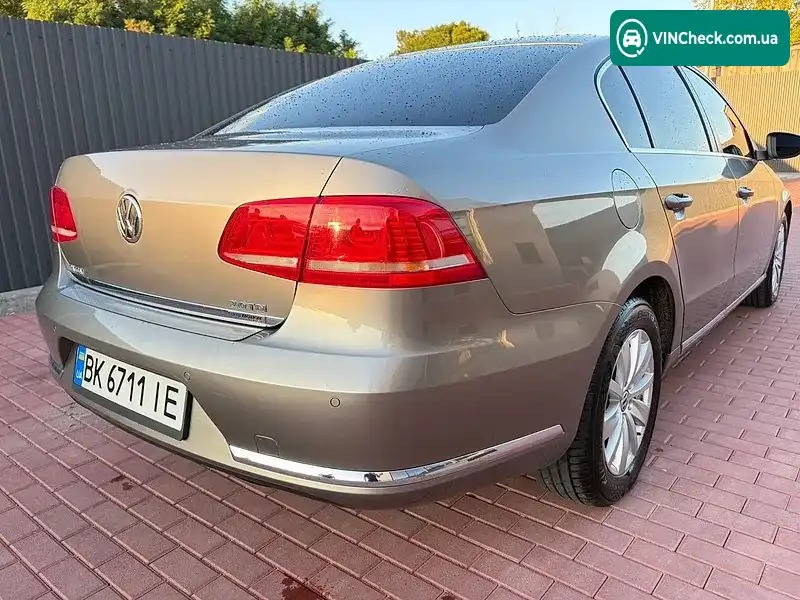 Volkswagen Passat 2013, фото з оголошення 2 з 20, VIN WVWZZZ3CZEP011169