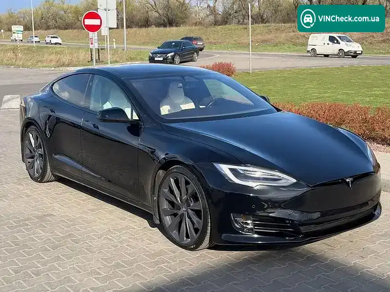 Tesla Model S 2019, фото з оголошення 2 з 10, VIN 5YJSA1E21KF347637