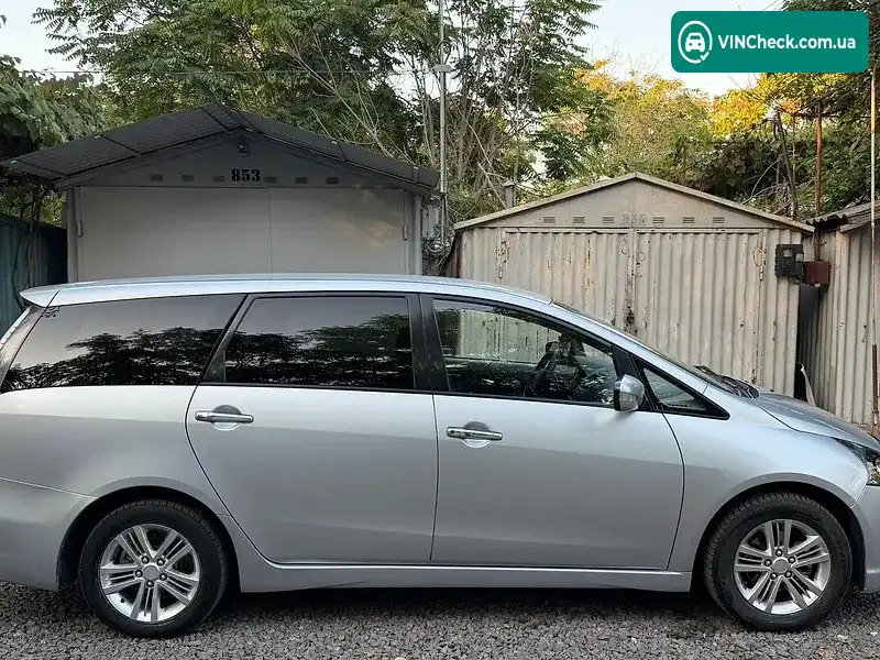 Mitsubishi Grandis 2005, фото з оголошення 2 з 20, VIN JMBLJNA8W6Z005061