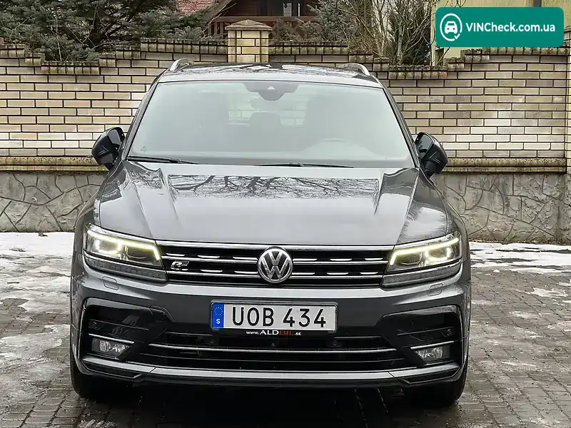 Volkswagen Tiguan 2018, фото з оголошення 2 з 20, VIN WVGZZZ5NZKW834860