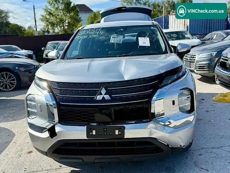 Mitsubishi Outlander 2021, фото з оголошення 2 з 20, VIN JA4J4TA80NZ605356