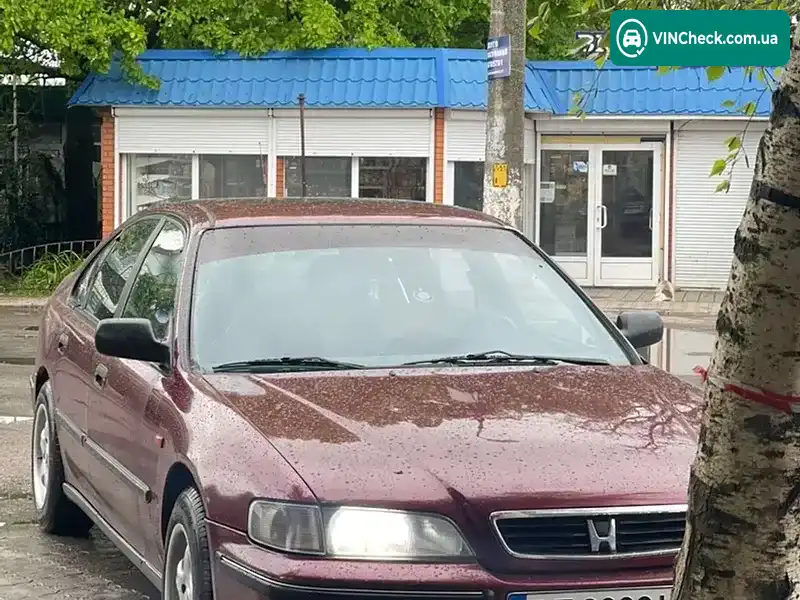 Honda Accord 1997, фото з оголошення 2 з 13, VIN SHHCE75400U015963