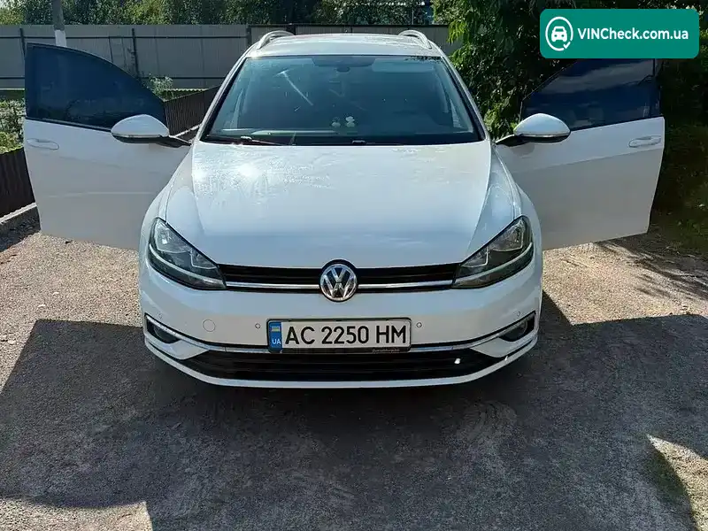 Volkswagen Golf 2017, фото з оголошення 2 з 20, VIN WVWZZZAUZJP528994