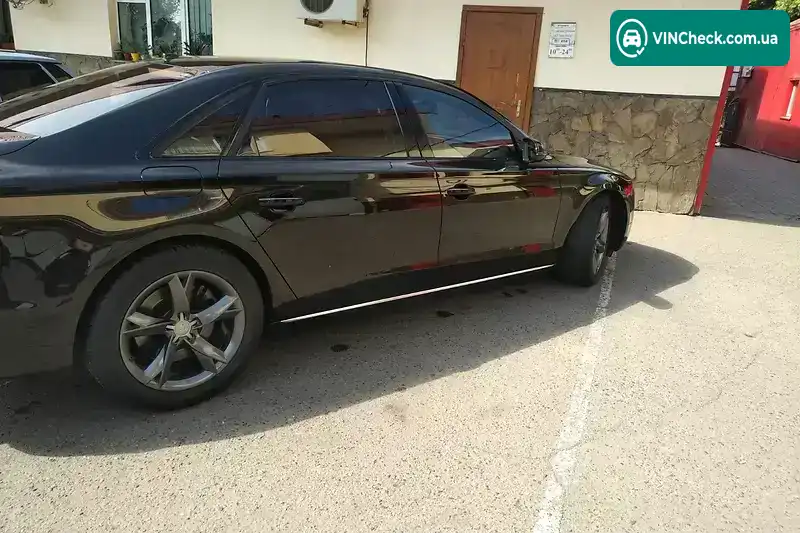 Audi A8 2013, фото з оголошення 1 з 17, VIN WAUZZZ4H5DN036046