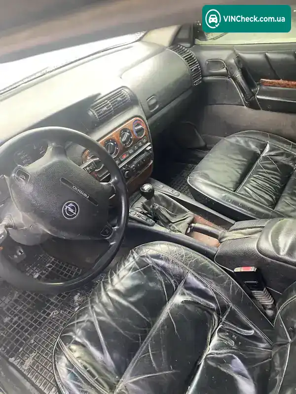Opel Omega 1998, фото з оголошення 2 з 9, VIN W0L0VBF69W1165406