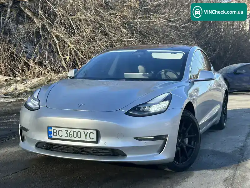 Tesla Model 3 2018, фото з оголошення 1 з 21, VIN 5YJ3E1EA1JF016605