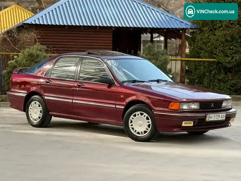 Mitsubishi Galant 1992, фото з оголошення 1 з 20, VIN JMBLNE33ANZ505295