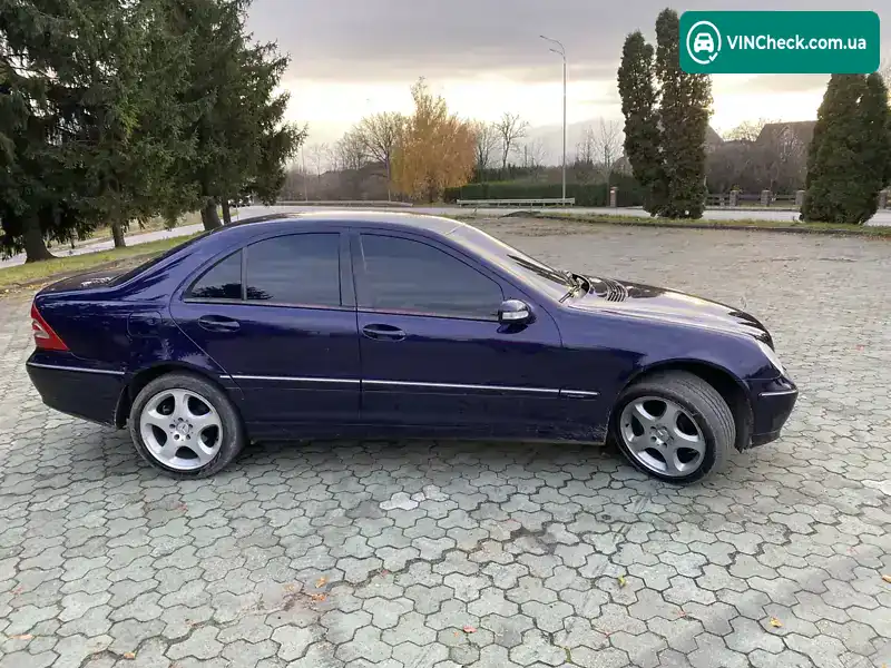 Mercedes-Benz C-Class 2001, фото з оголошення 2 з 19, VIN WDB2030061F093057