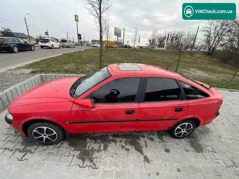 Opel Vectra 1996, фото з оголошення 2 з 20, VIN W0L000038T7522781