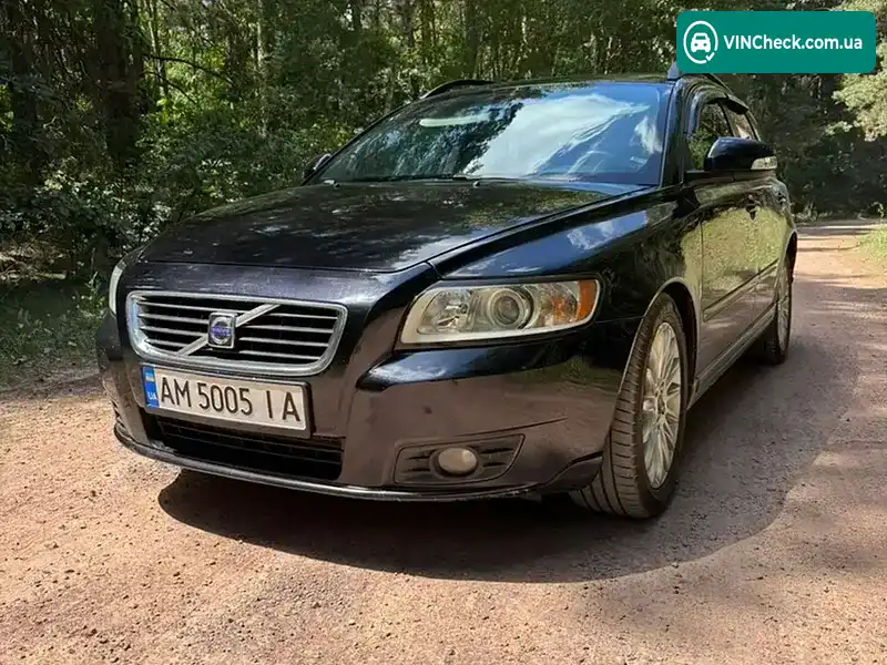 Volvo V50 2010, фото з оголошення 1 з 10, VIN YV1MW76F2A2562232