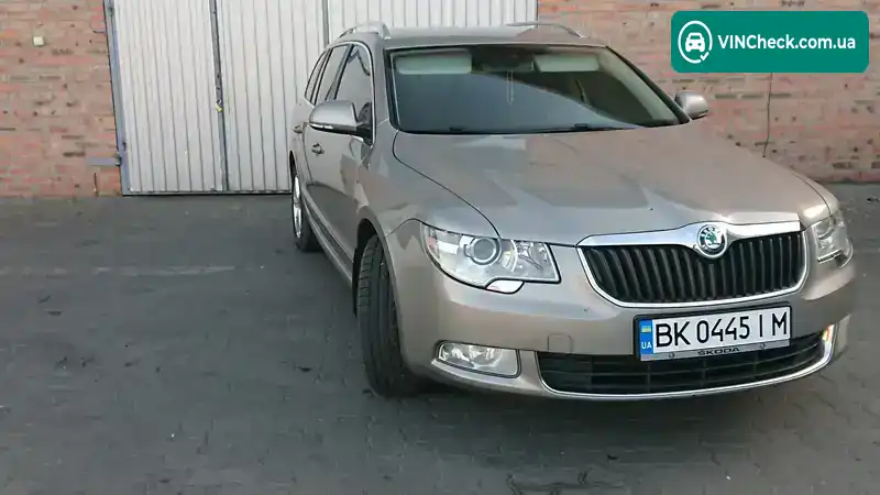 Skoda Superb 2011, фото з оголошення 2 з 21, VIN TMBJB73T5B9066605