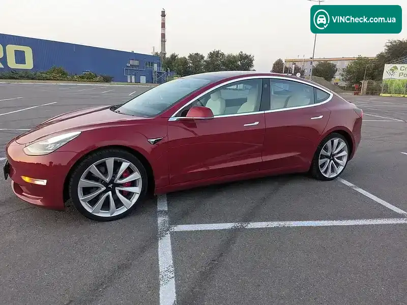 Tesla Model 3 2018, фото з оголошення 1 з 20, VIN 5YJ3E1EB7JF079944