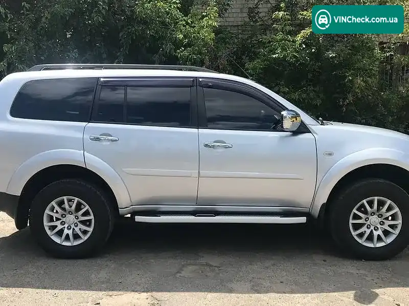 Mitsubishi Pajero Sport 2011, фото з оголошення 2 з 20, VIN MMCGYKH40BFZ06020