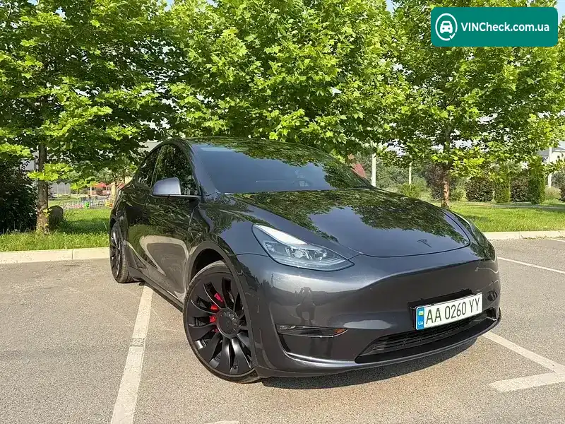 Tesla Model Y 2024, фото з оголошення 2 з 20, VIN 7SAYGDEF3RF039900
