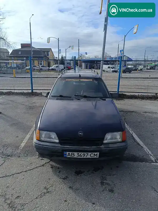 Opel Kadett 1989, фото з оголошення 2 з 10, VIN W0L000046K2547996
