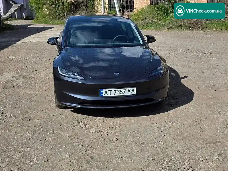 Tesla Model 3 2025, фото з оголошення 1 з 10, VIN 5YJ3E1EA1SF004021