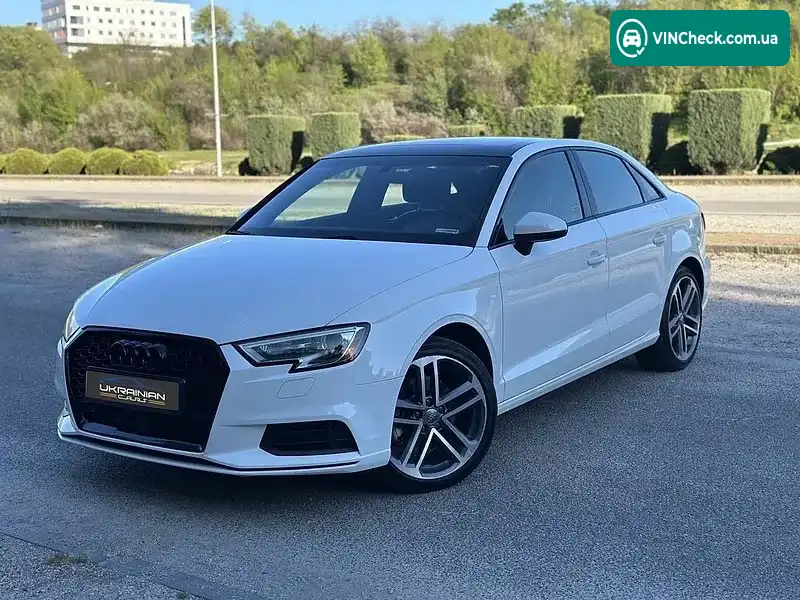 Audi A3 2019, фото з оголошення 2 з 20, VIN WAUAUGFFXLA005747